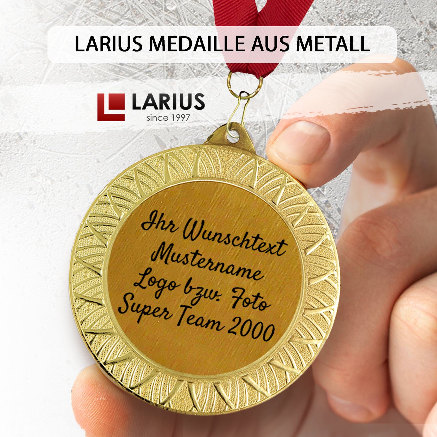 Larius Premium Medaille aus Metall (Ø70 mm, 95 g, 3 mm dick) – mit Wunschtext